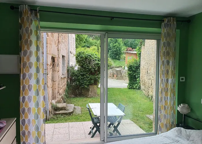 L'acacia Holiday home Le Crestet